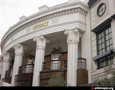 versace california